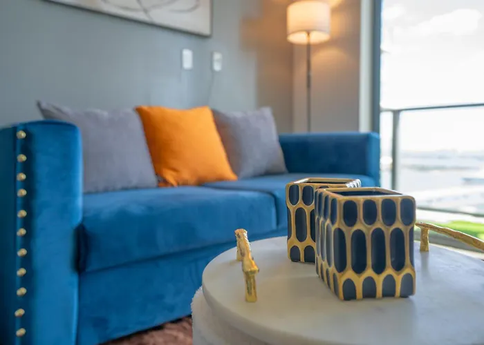 Tr Miami 2 Bedroom, 1 Bedroom, And Studio Condos With Balconies